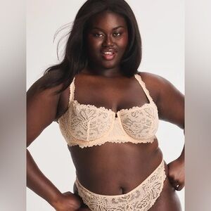 NWT Savage X Fenty Romantic Corded Lace Bra(34DDD) and Brazilian Panty(M) Y92